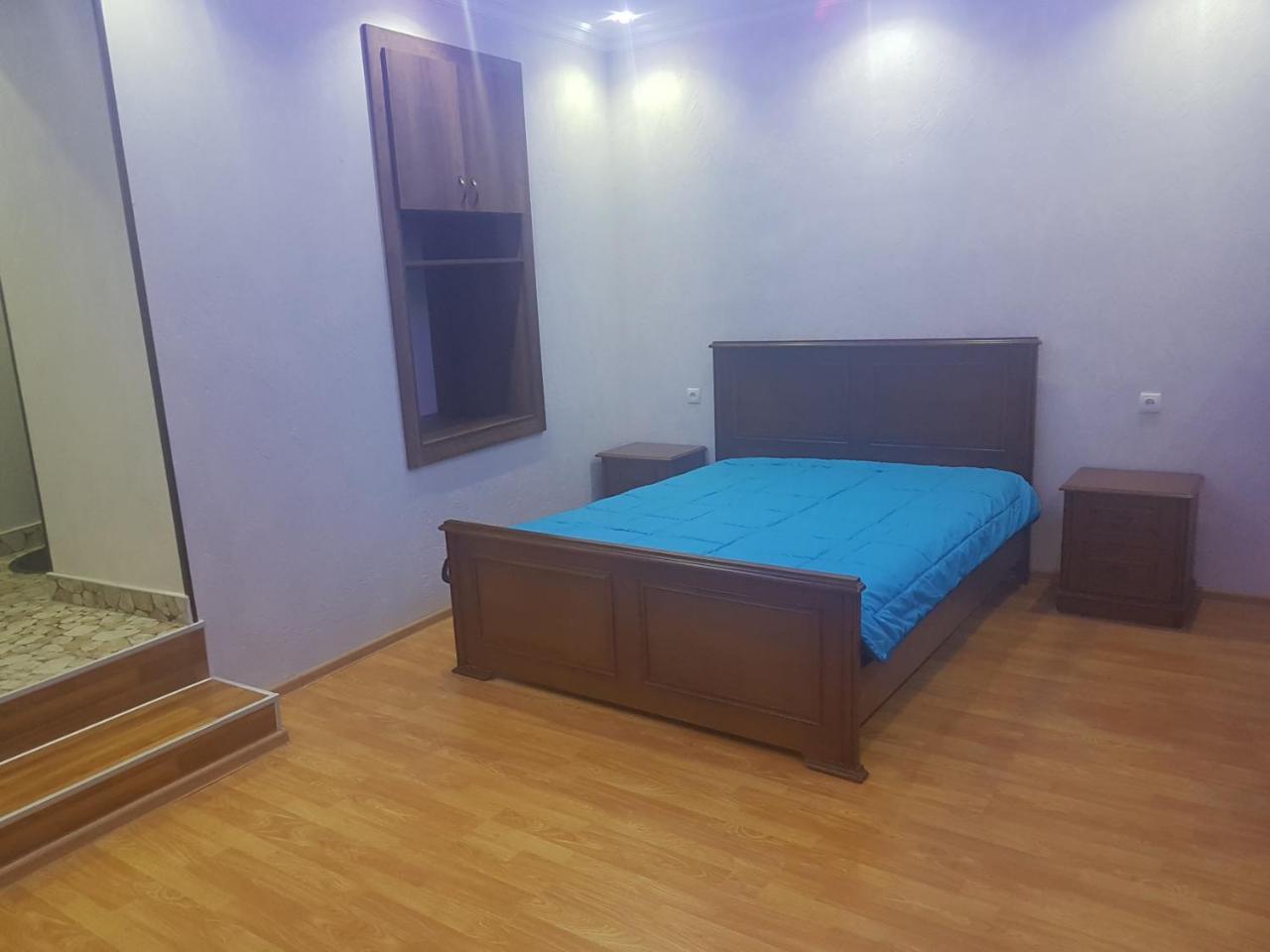 Irina'S Guesthouse เมสเตีย ภายนอก รูปภาพ